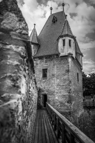8091 23072015 1 Stadtmauer Reckturm Wiener Neustadt 683x1024